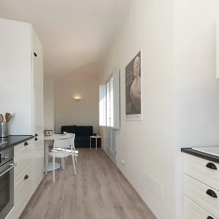 The Loft Apartment Monte del Lago Exterior photo